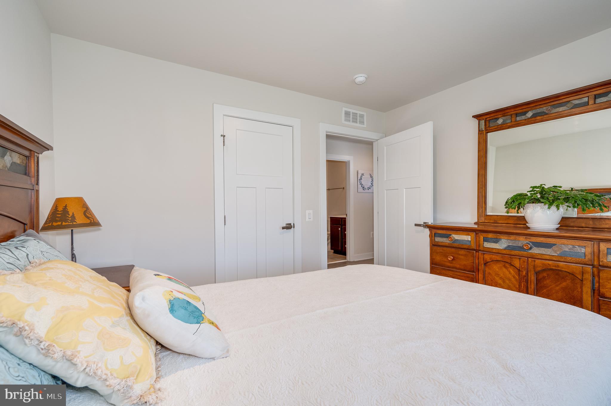 ARCADIA SPRINGS - Residential