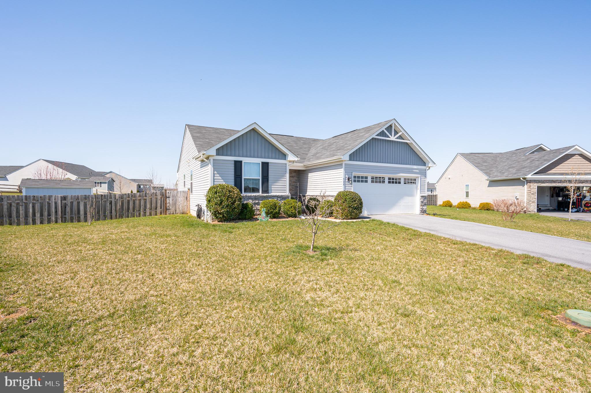 ARCADIA SPRINGS - Residential