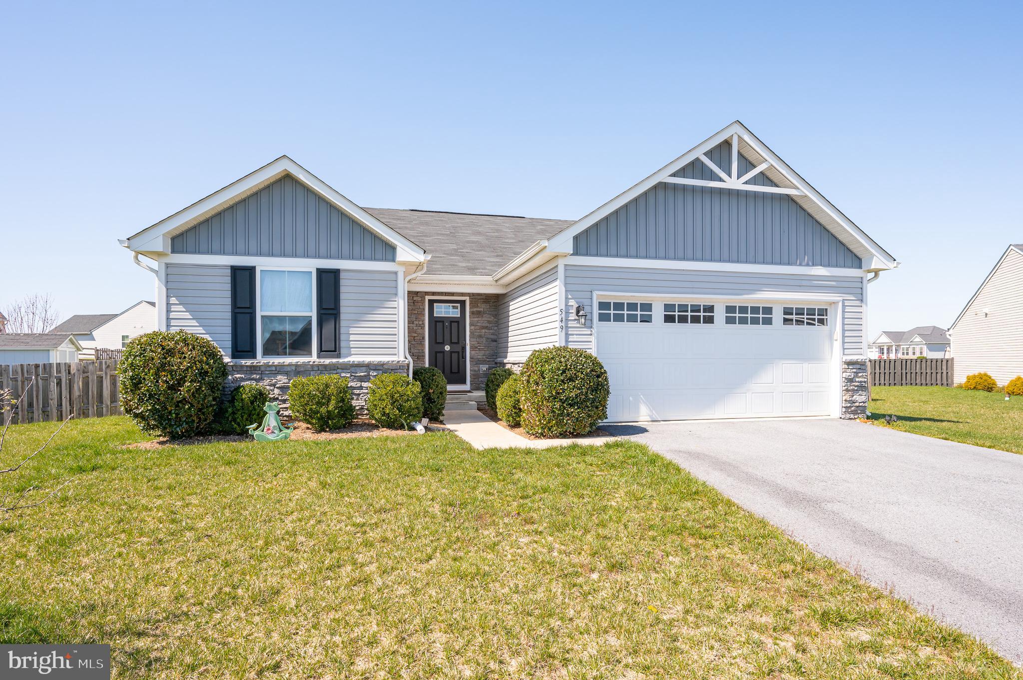 ARCADIA SPRINGS - Residential