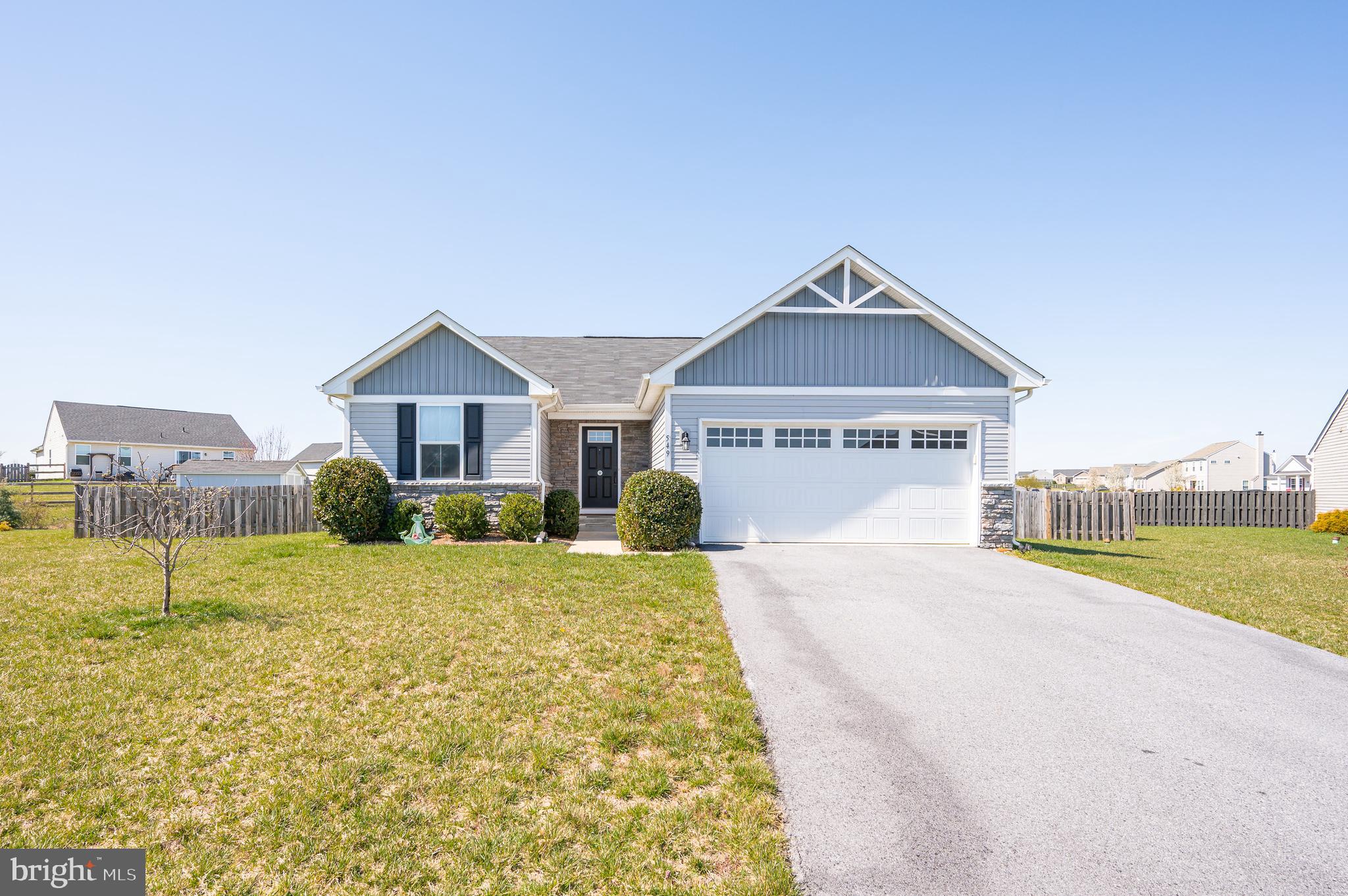 ARCADIA SPRINGS - Residential