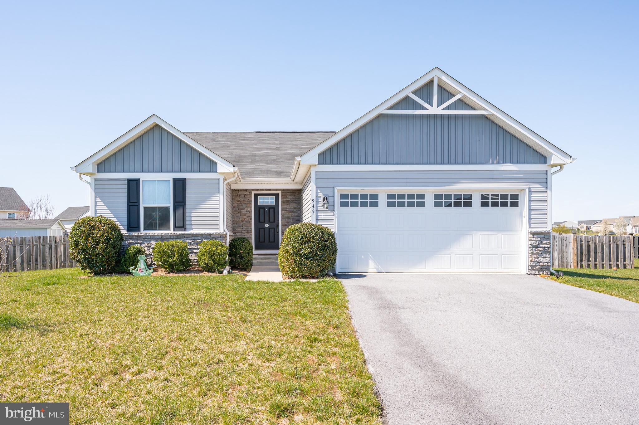 ARCADIA SPRINGS - Residential