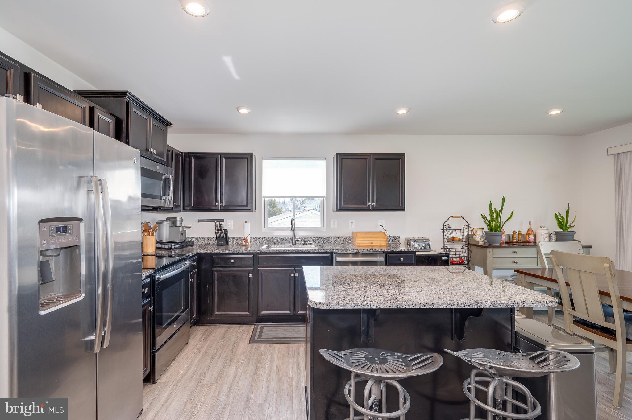 ARCADIA SPRINGS - Residential