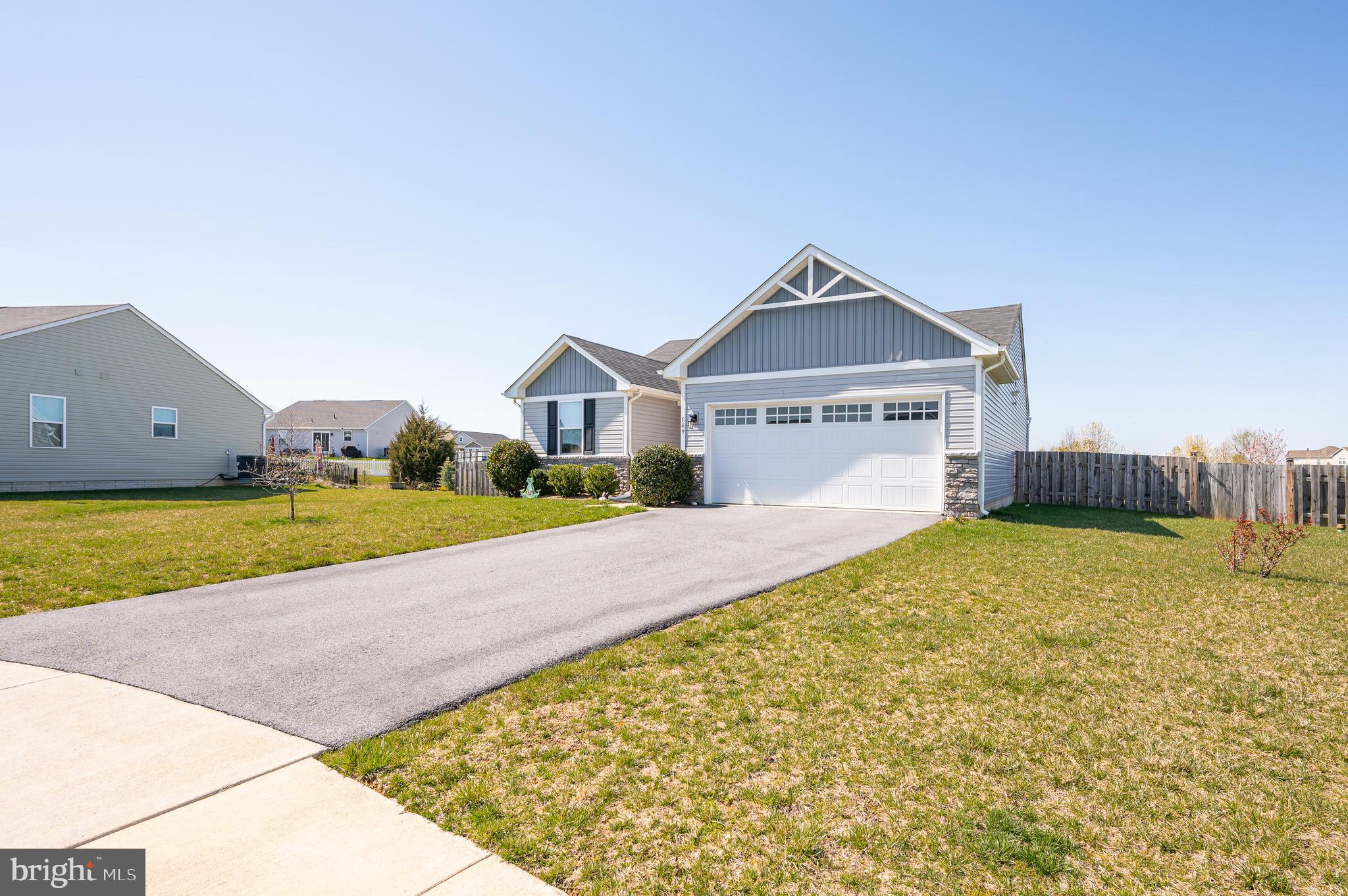 ARCADIA SPRINGS - Residential