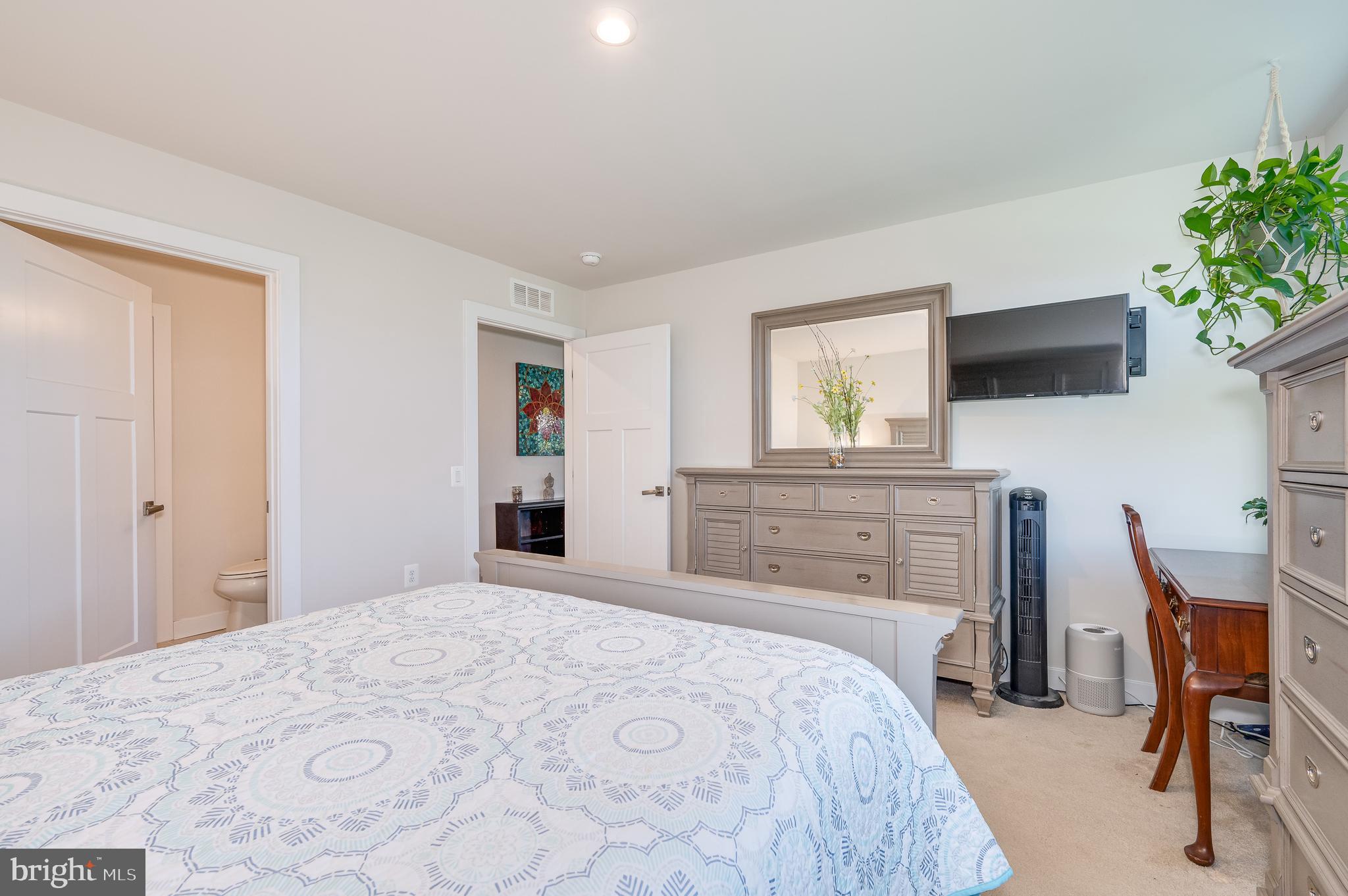 ARCADIA SPRINGS - Residential