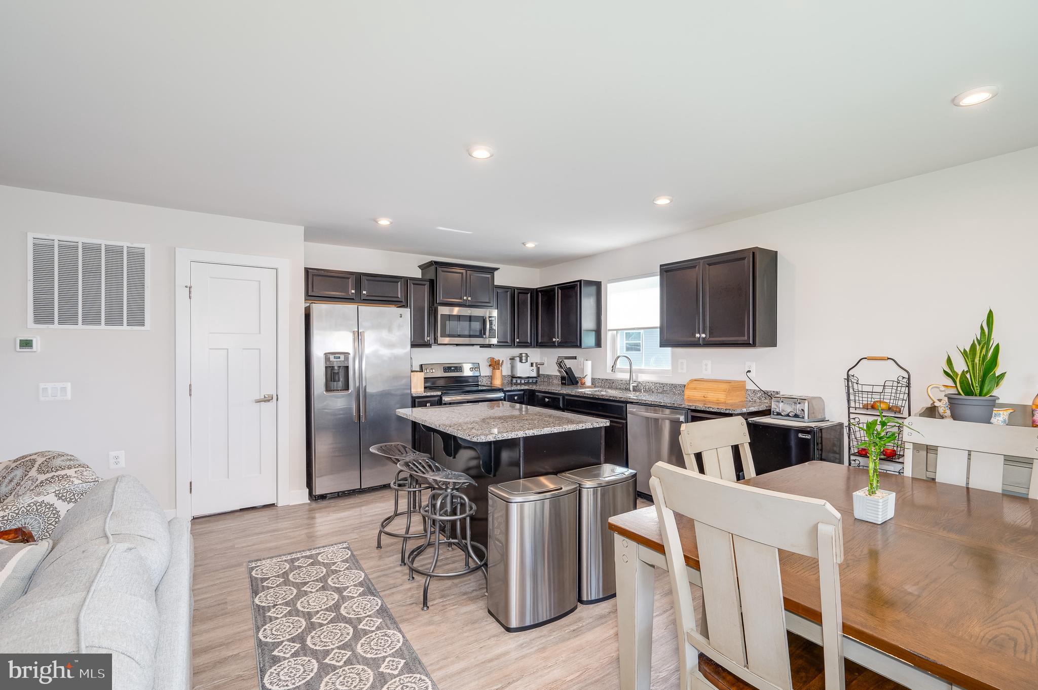 ARCADIA SPRINGS - Residential