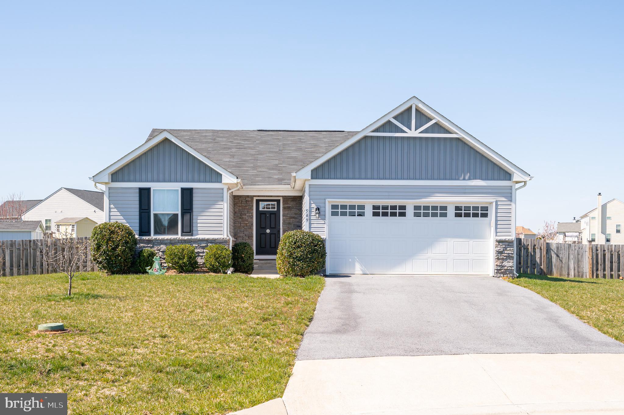 ARCADIA SPRINGS - Residential