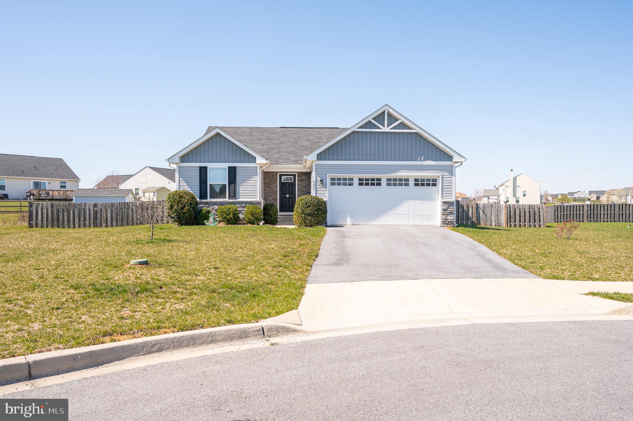 ARCADIA SPRINGS - Residential