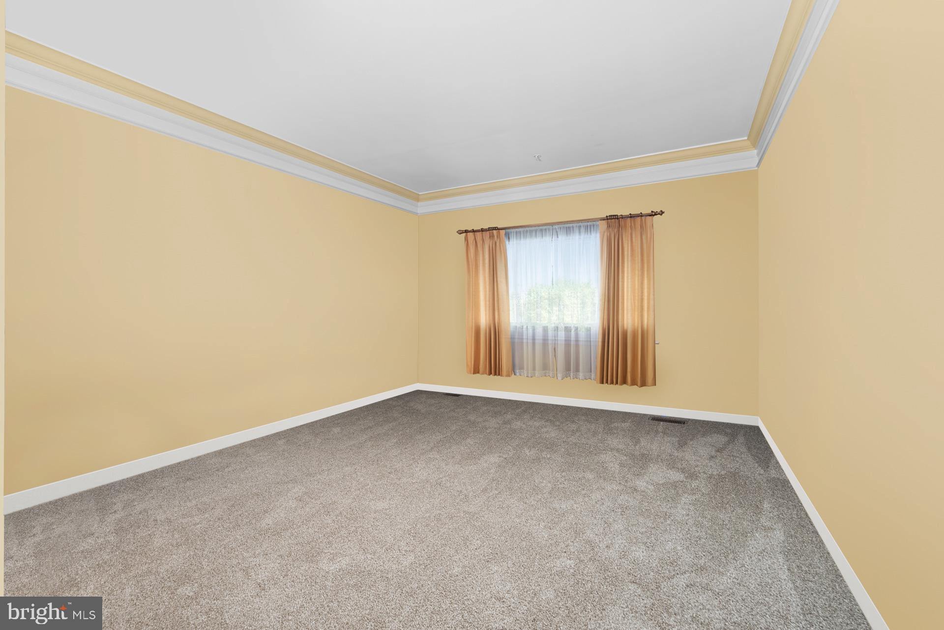 CROSS CREEK CLUB - Residential