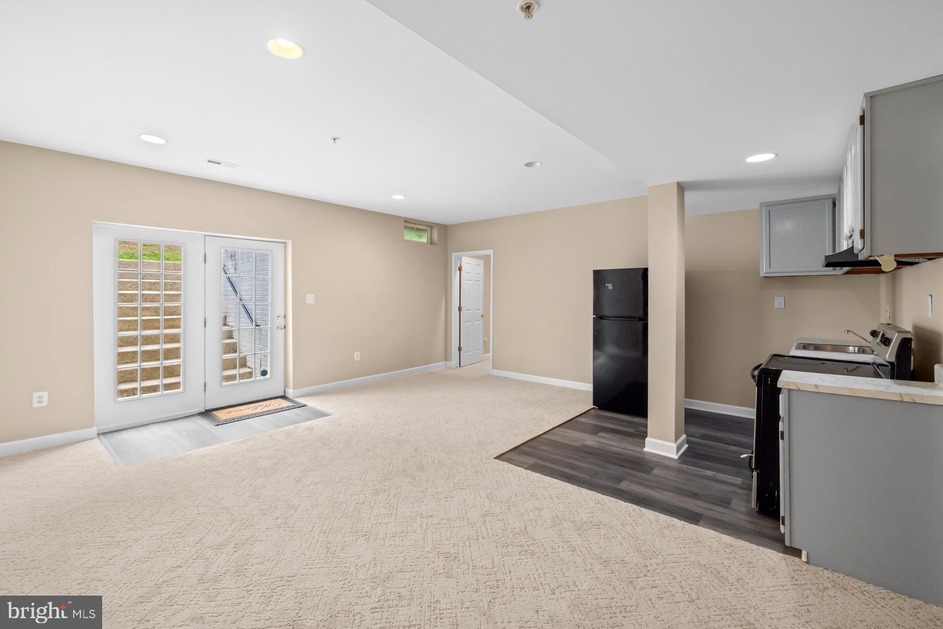 CROSS CREEK CLUB - Residential