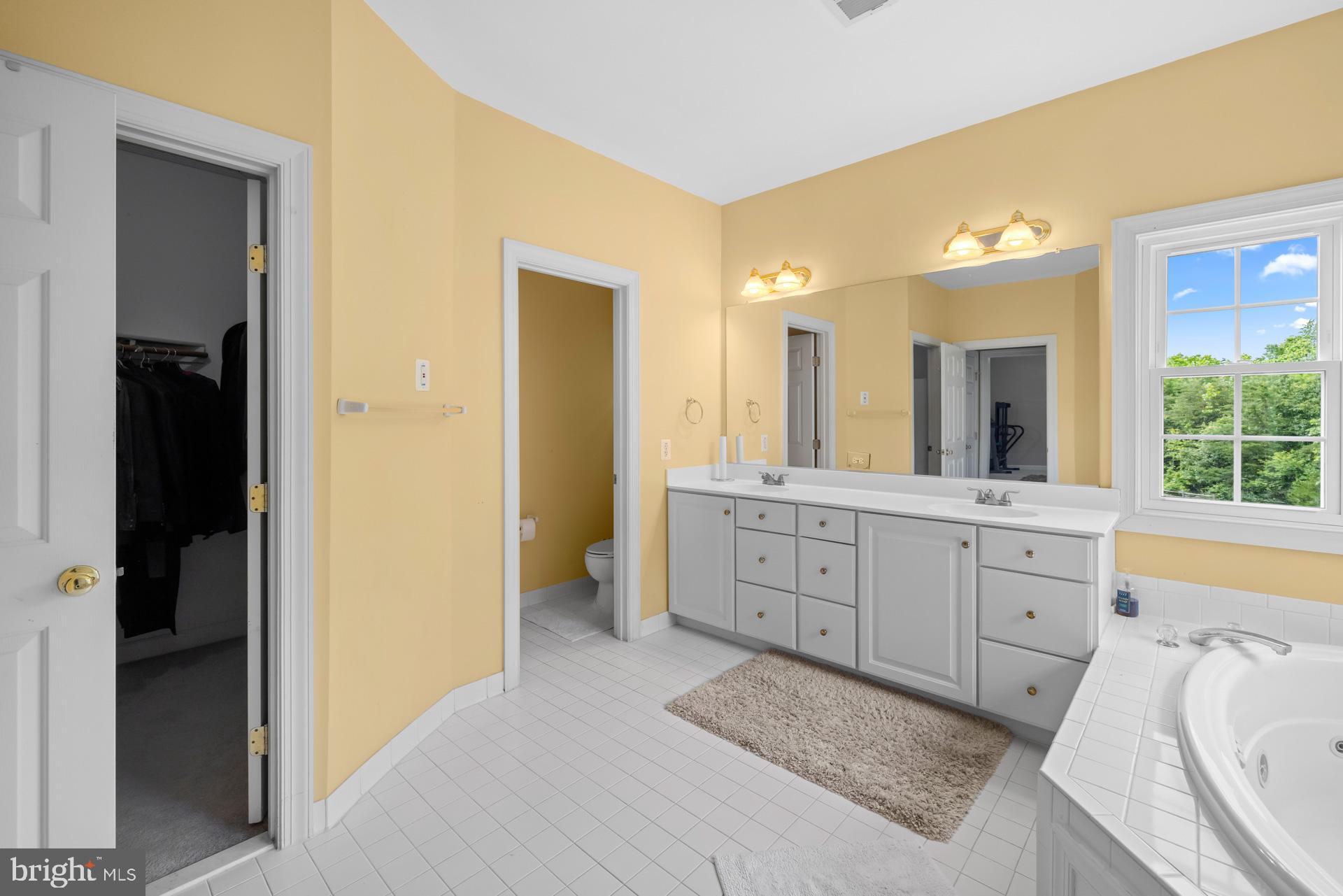 CROSS CREEK CLUB - Residential