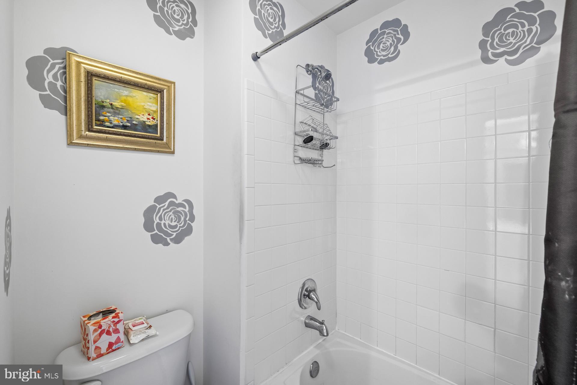 CROSS CREEK CLUB - Residential