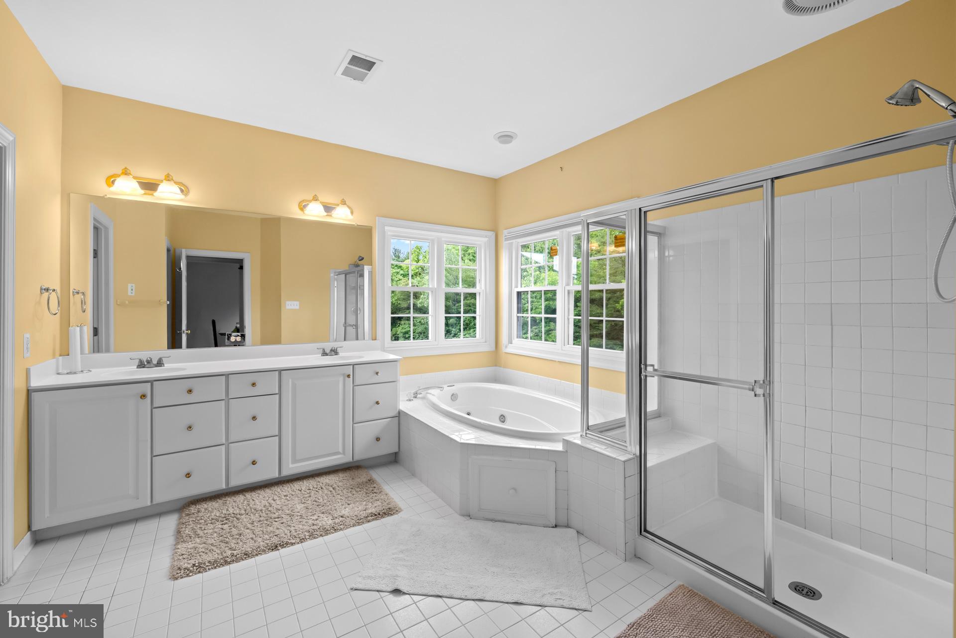 CROSS CREEK CLUB - Residential