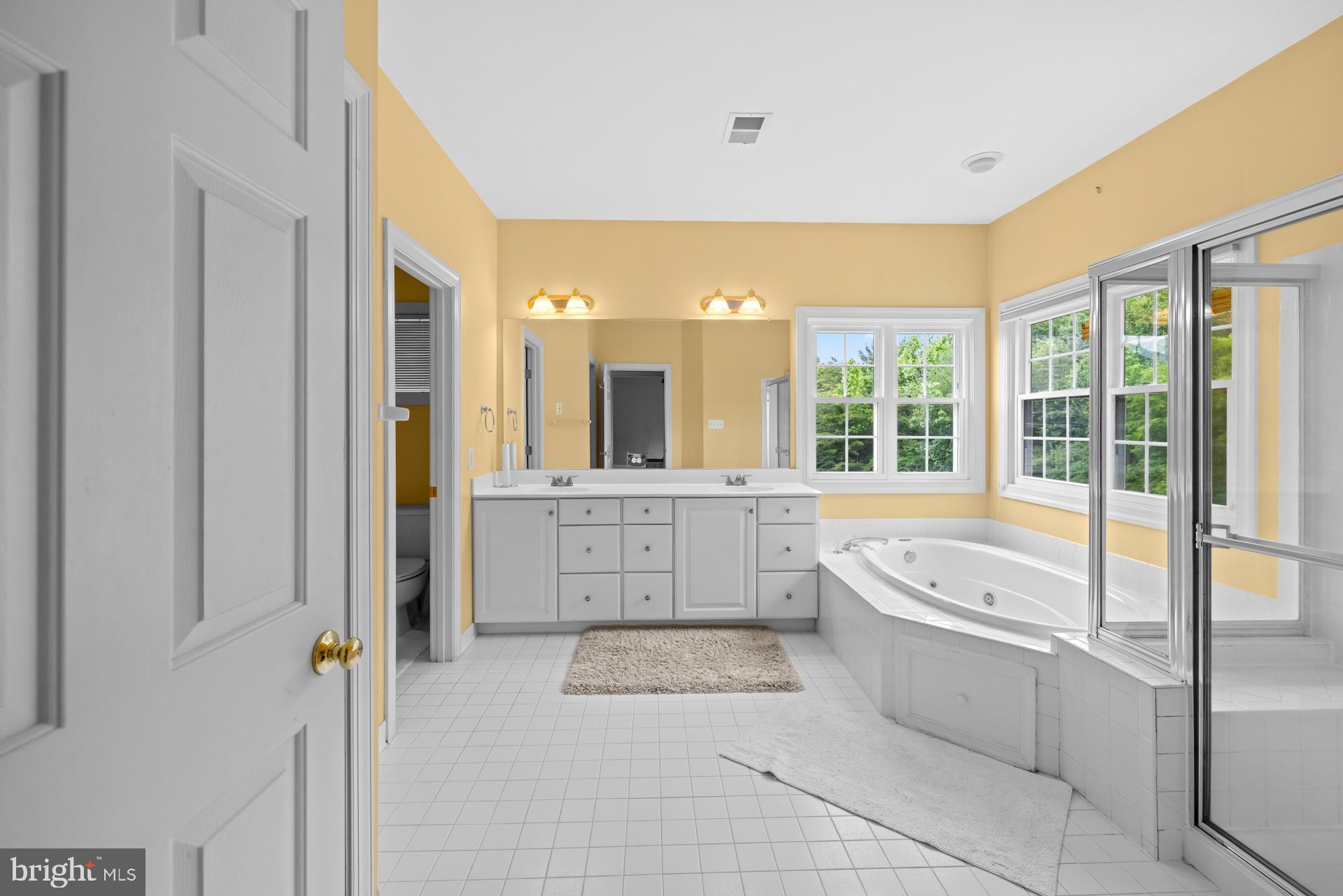 CROSS CREEK CLUB - Residential