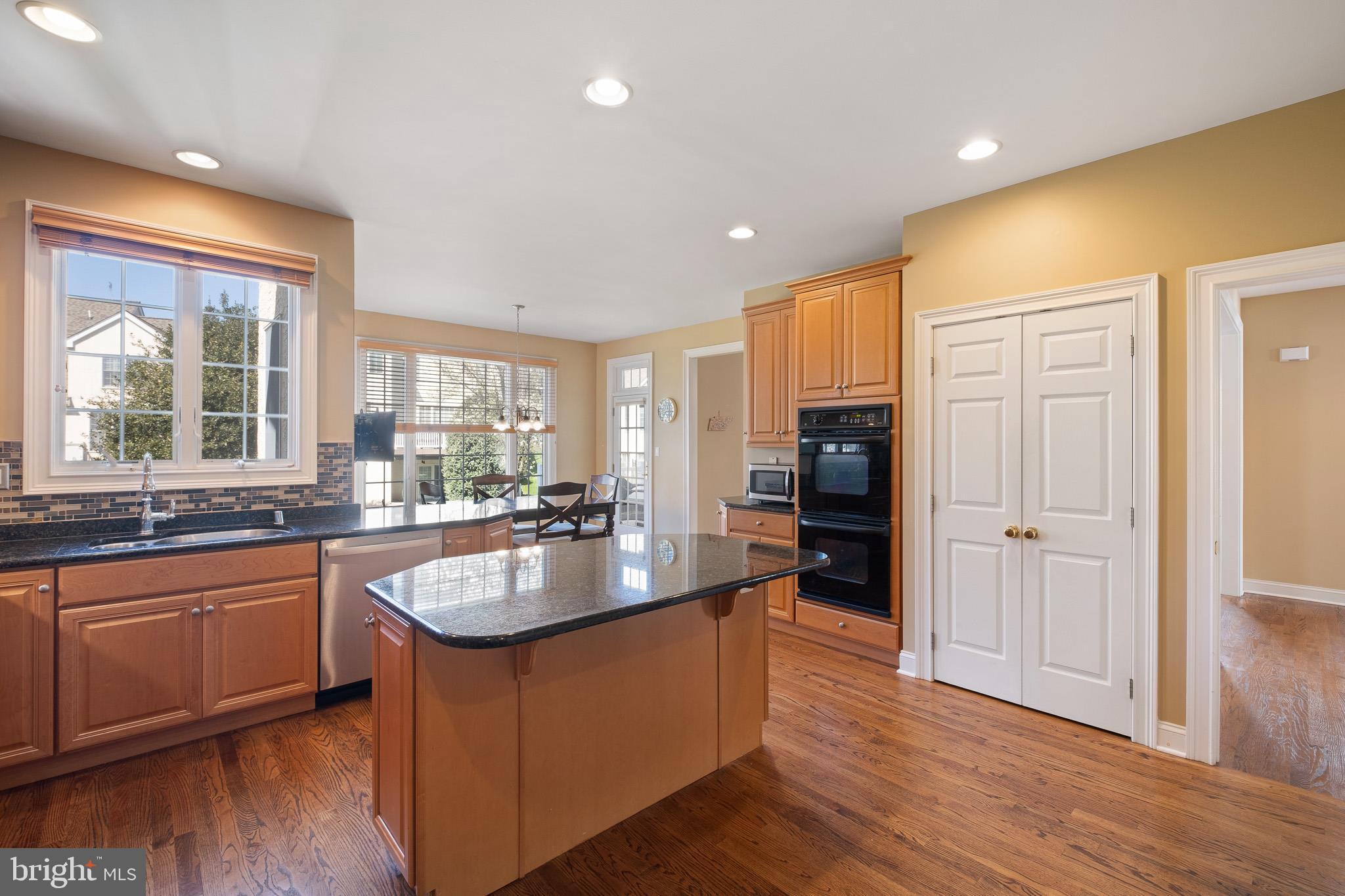 12 KENTSHIRE COURT