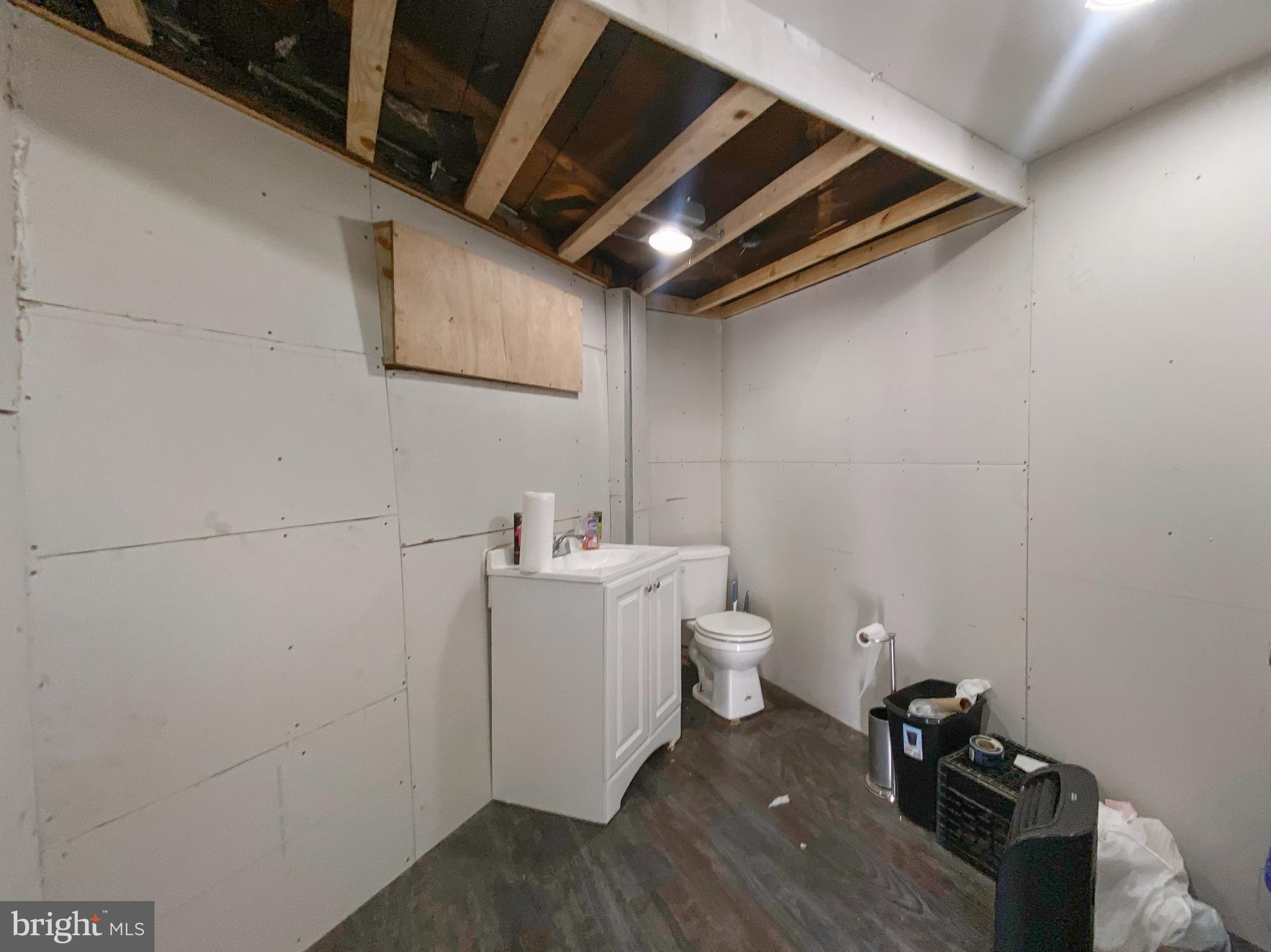 CHESTER CITY - Commercial Sale