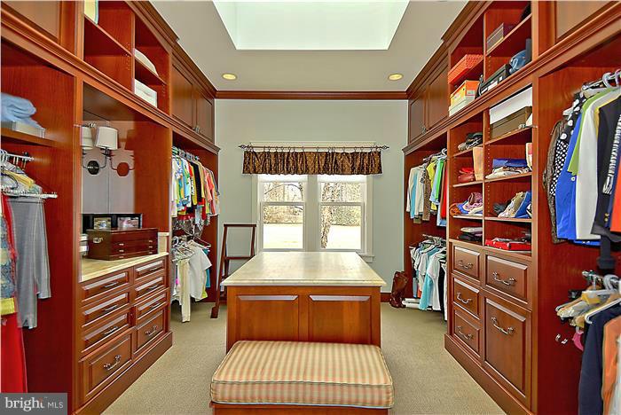 BENNETT POINT - Residential