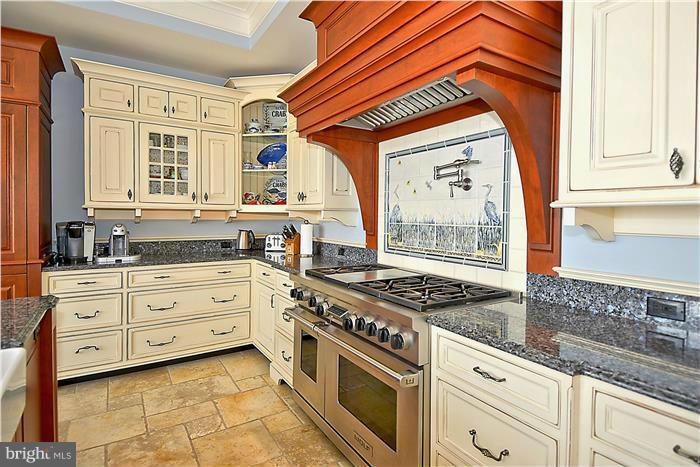 BENNETT POINT - Residential