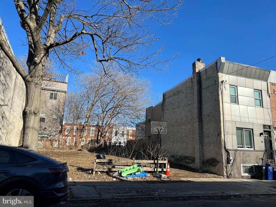 Exceptional investment opportunity in the burgeoning Point Breeze/Gray's Ferry Neighborhood. Significant new construction in close proximity. Very nice block and convenient location—walk to Fresh Grocer; Pennsylvania Horticultural Society’s Growing Together Community Garden, and Wharton Square Playground. 5-minute drive to Center City, University City, Passyunk Square, and all the best of Philly. Easy access to I-76. Perfect investment opportunity to build from the ground up. Lot size is 15X64.