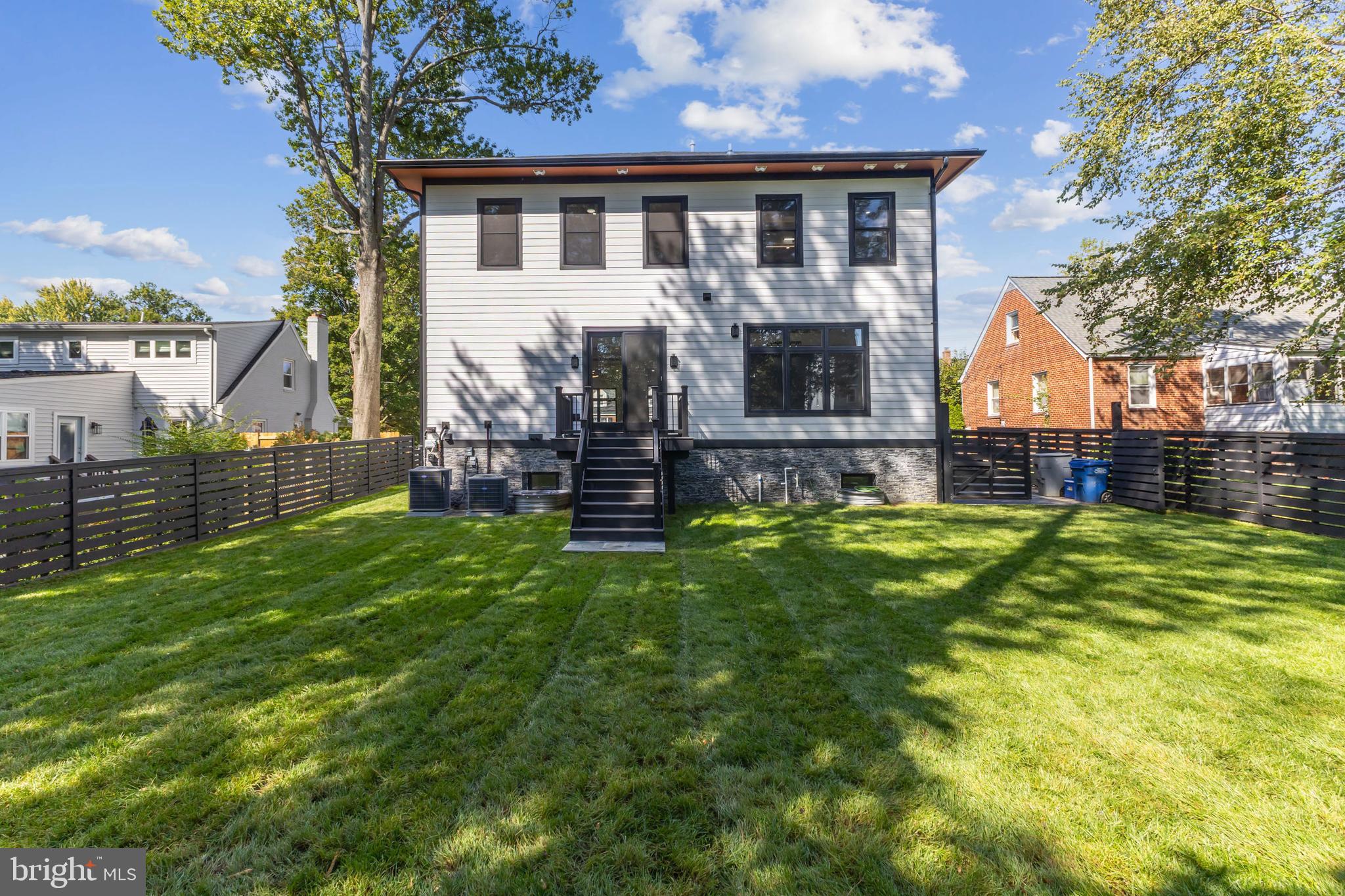 FENWICK PARK - Residential