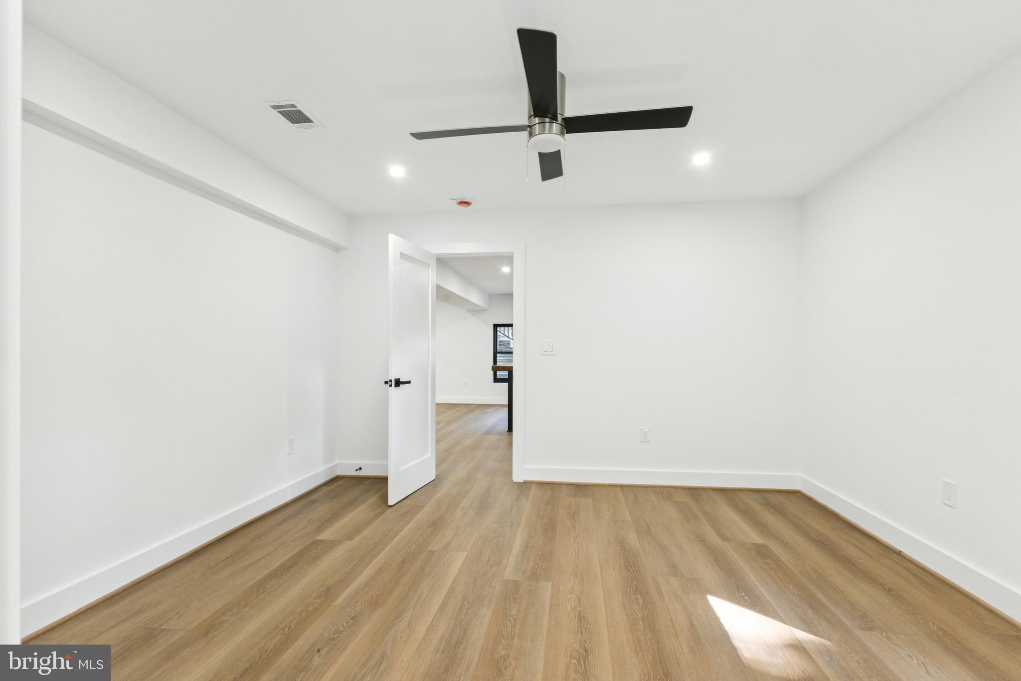 FENWICK PARK - Residential