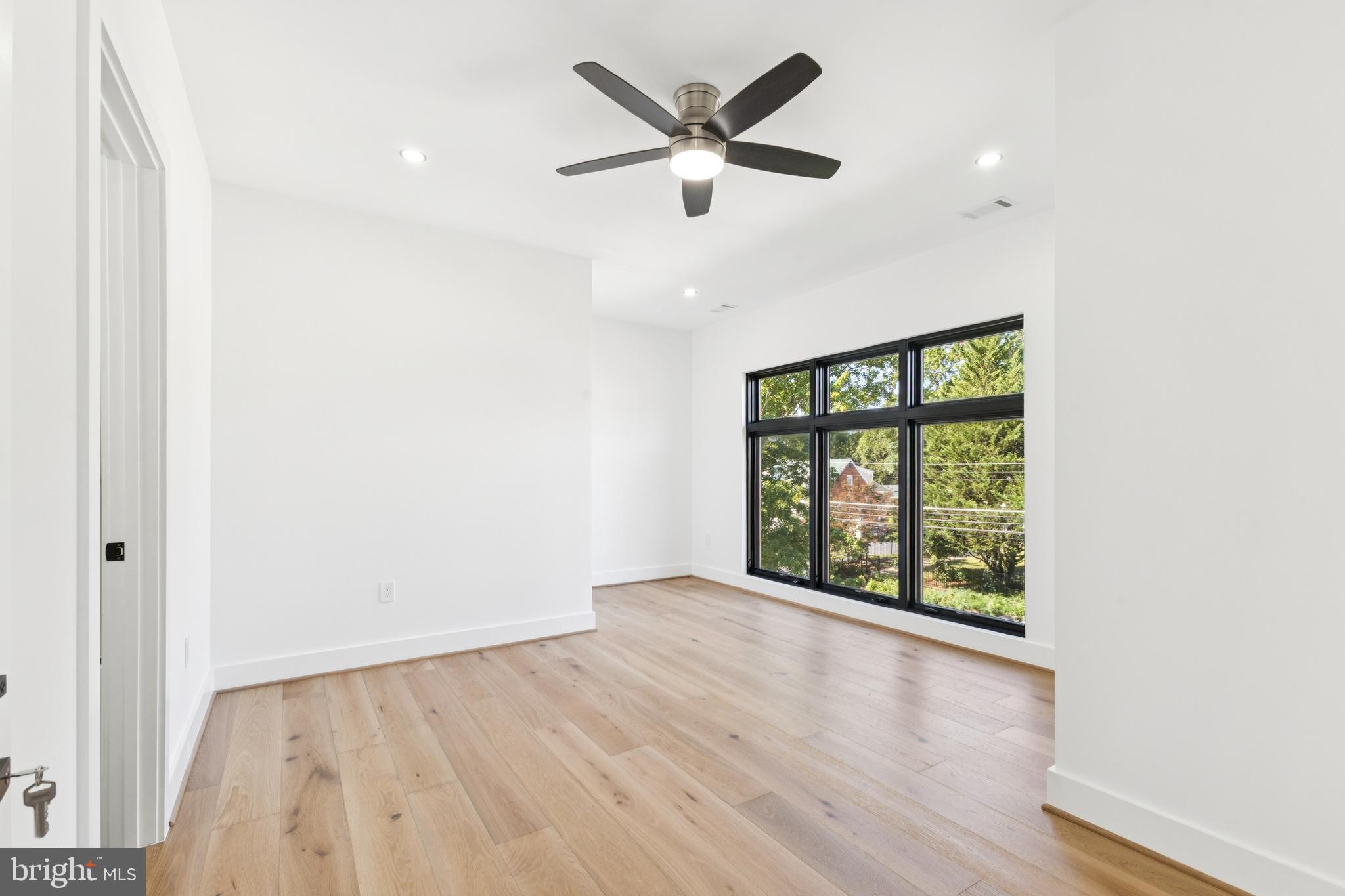 FENWICK PARK - Residential