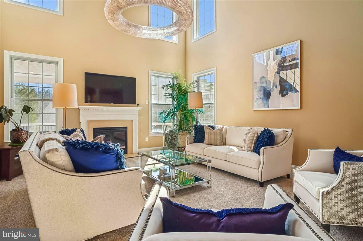 OAK CREEK CLUB - Residential