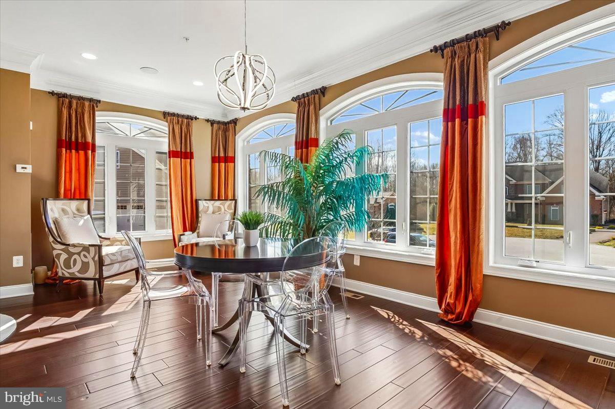 OAK CREEK CLUB - Residential