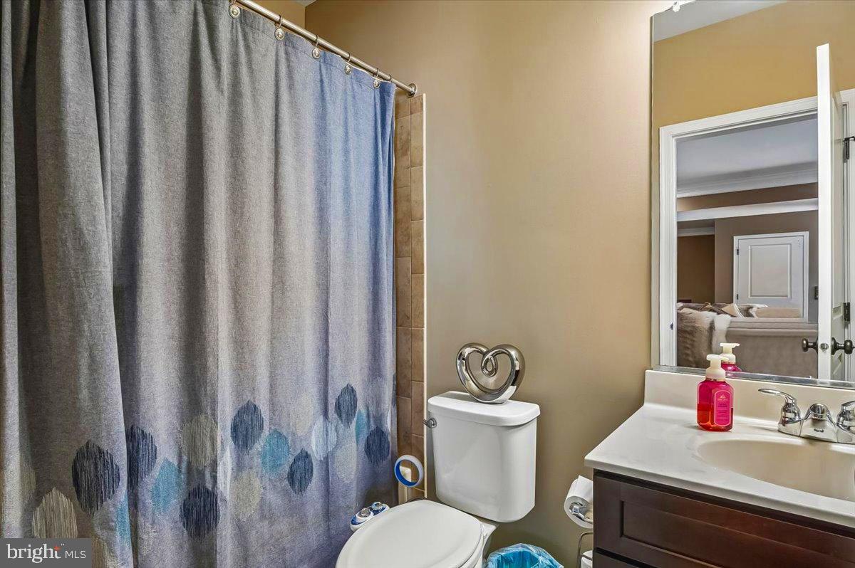 OAK CREEK CLUB - Residential