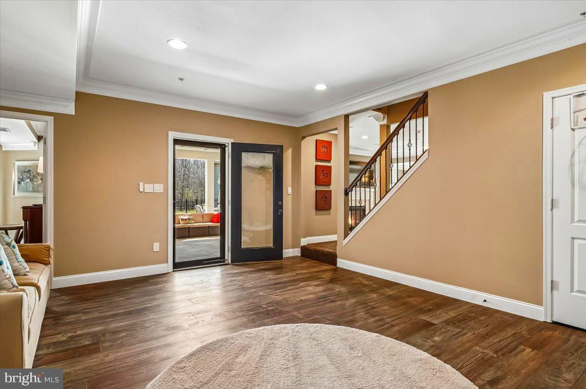 OAK CREEK CLUB - Residential