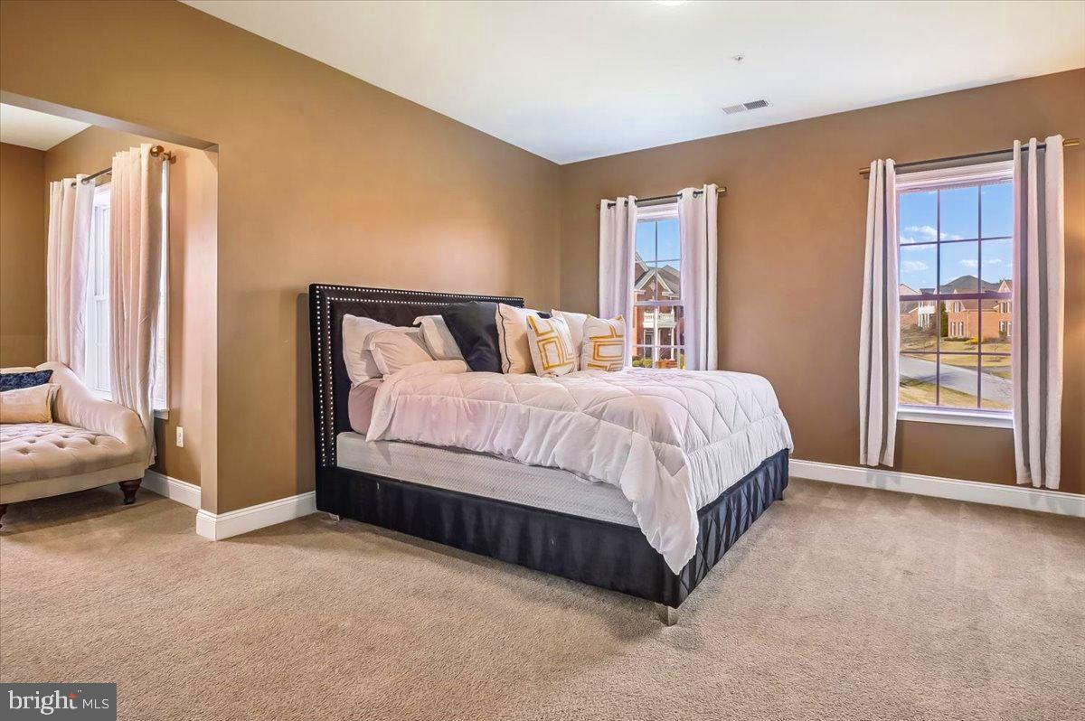 OAK CREEK CLUB - Residential