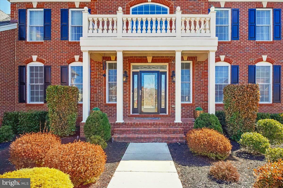 OAK CREEK CLUB - Residential