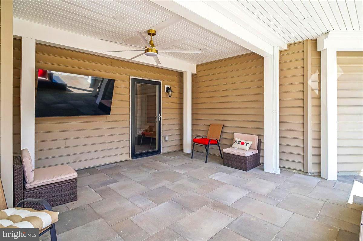 OAK CREEK CLUB - Residential