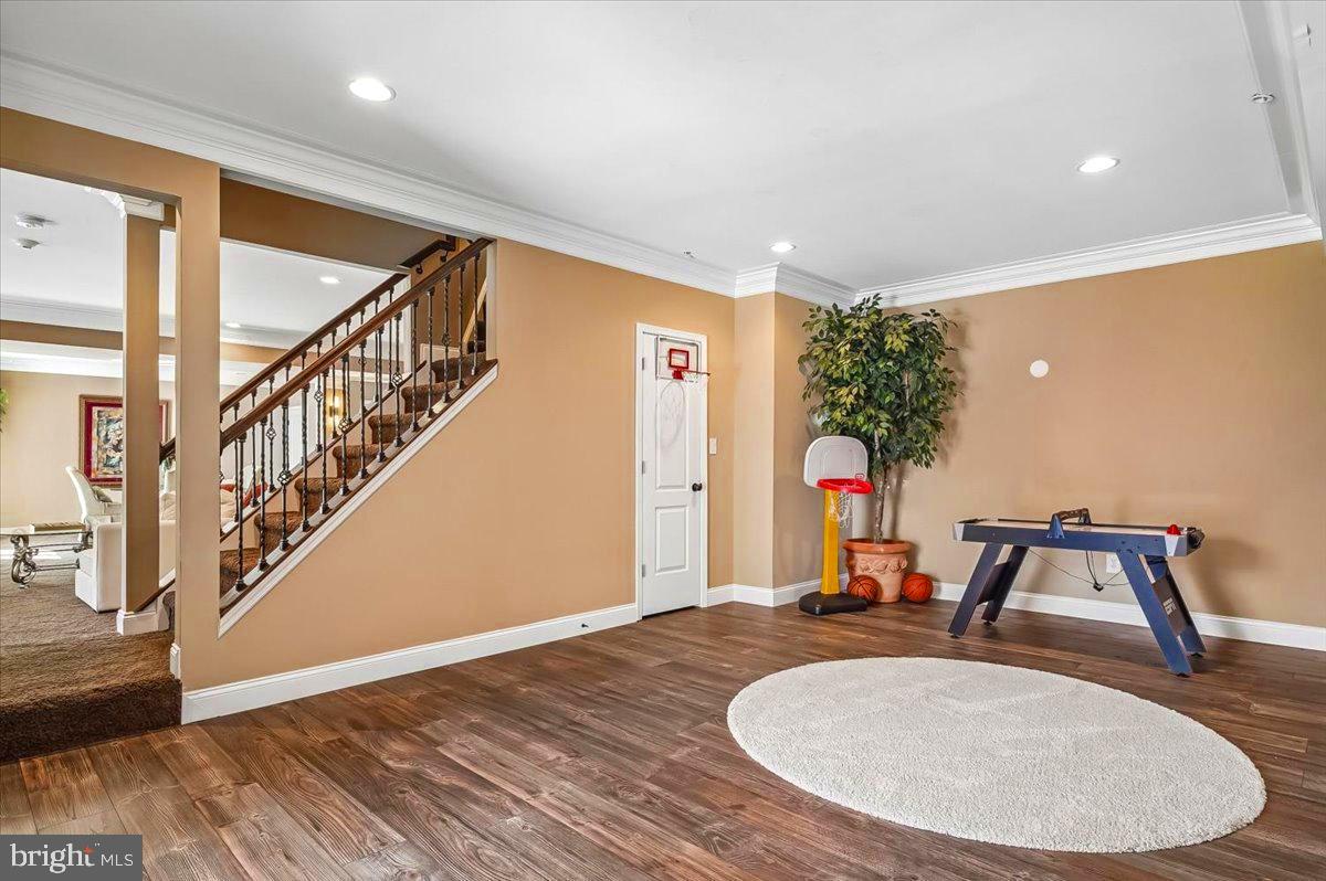 OAK CREEK CLUB - Residential