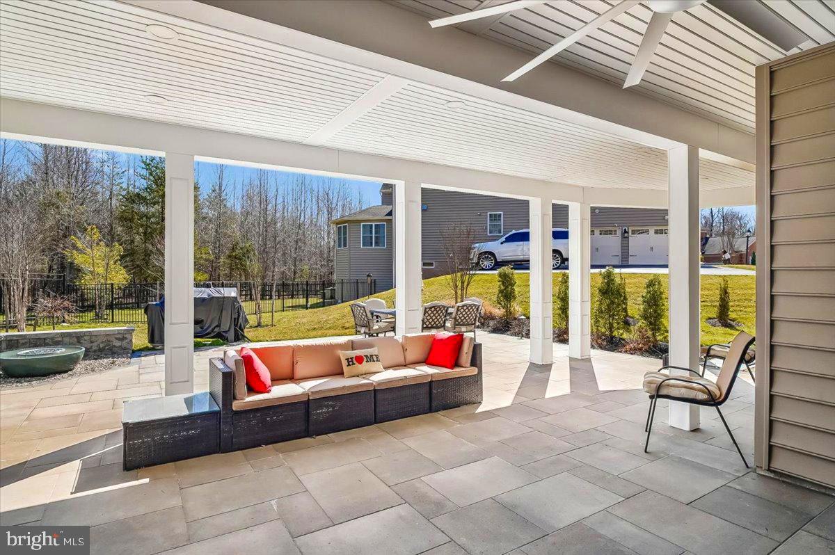 OAK CREEK CLUB - Residential