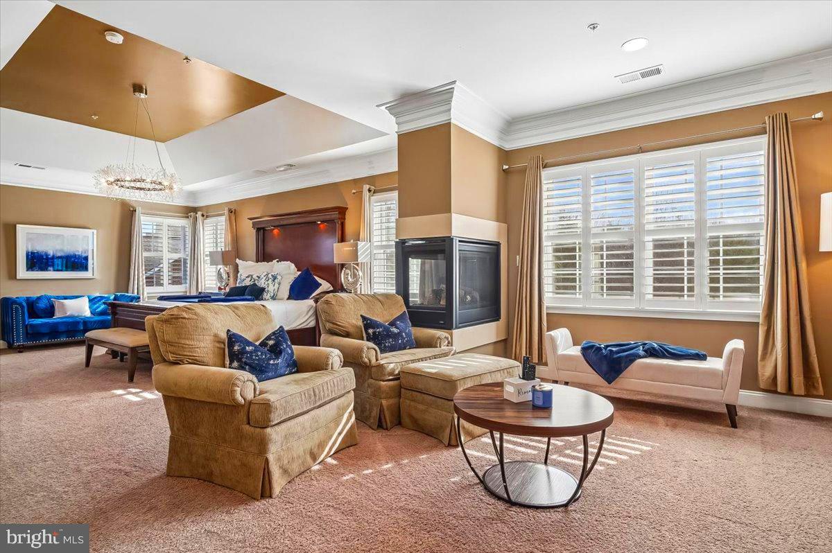 OAK CREEK CLUB - Residential