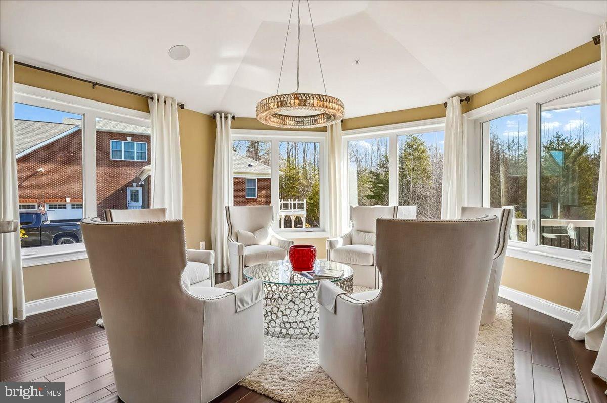 OAK CREEK CLUB - Residential