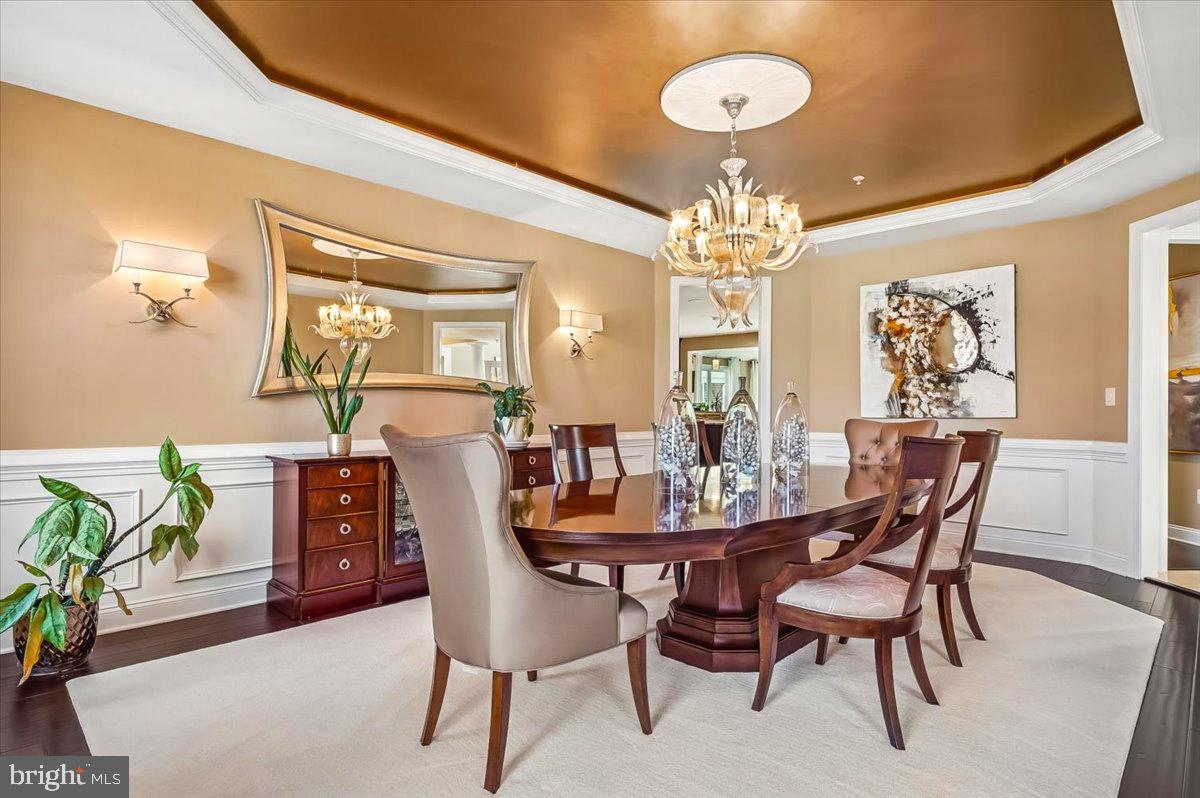 OAK CREEK CLUB - Residential