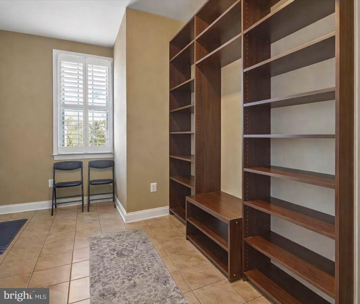 OAK CREEK CLUB - Residential