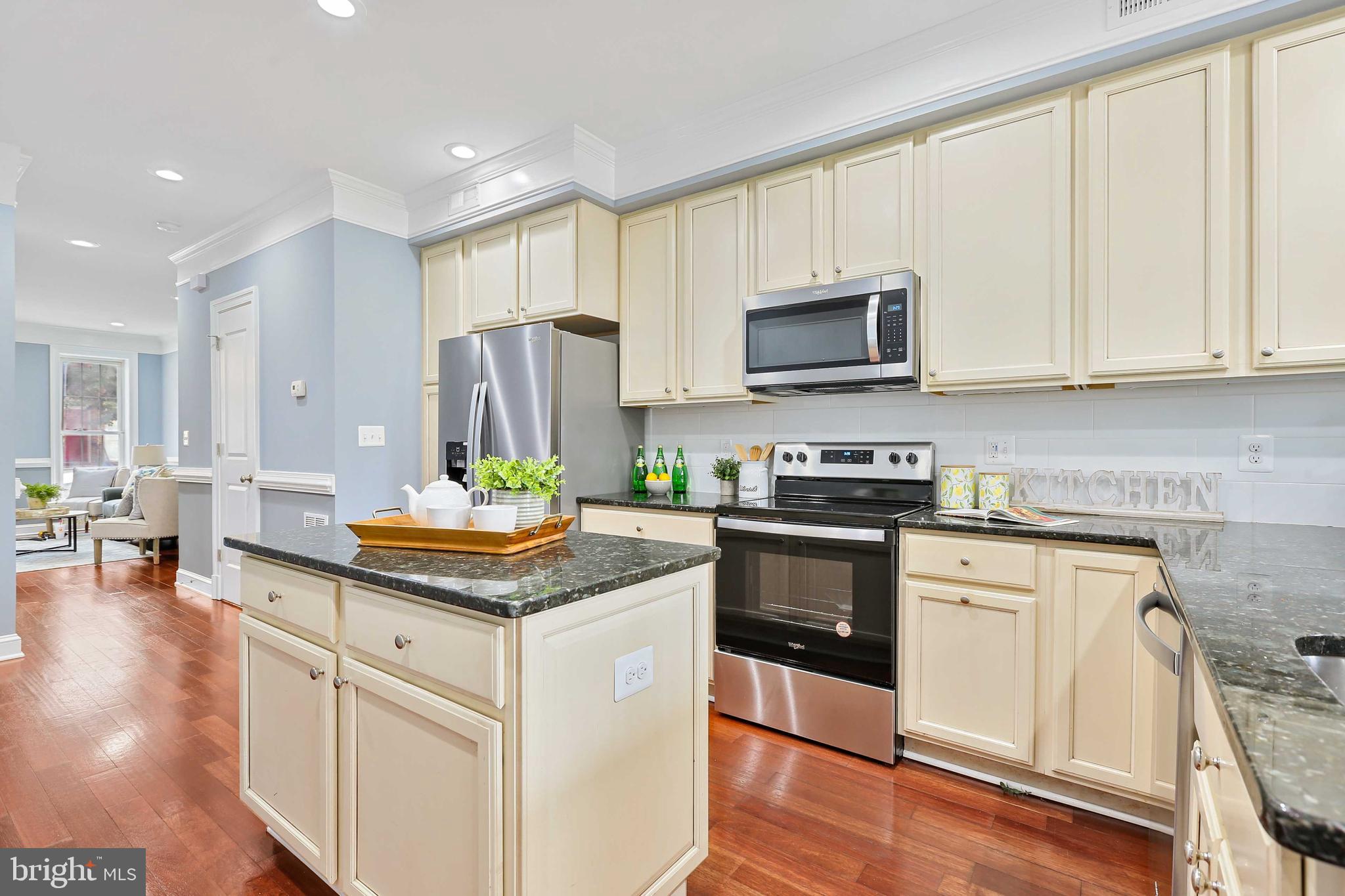 FEDERAL HILL HISTORIC DISTRICT - Residential Lease