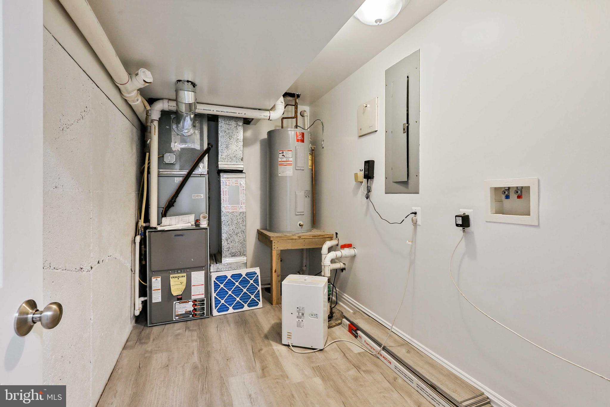 FEDERAL HILL HISTORIC DISTRICT - Residential Lease