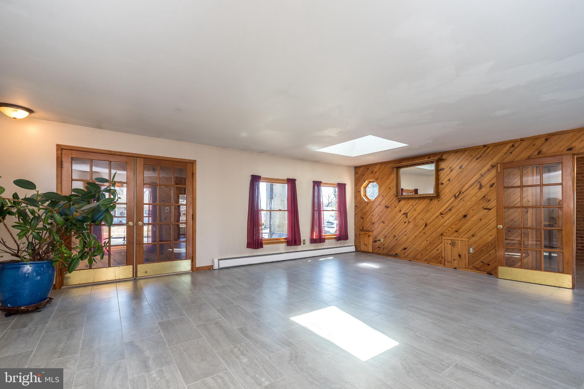 THORNRIDGE - Residential