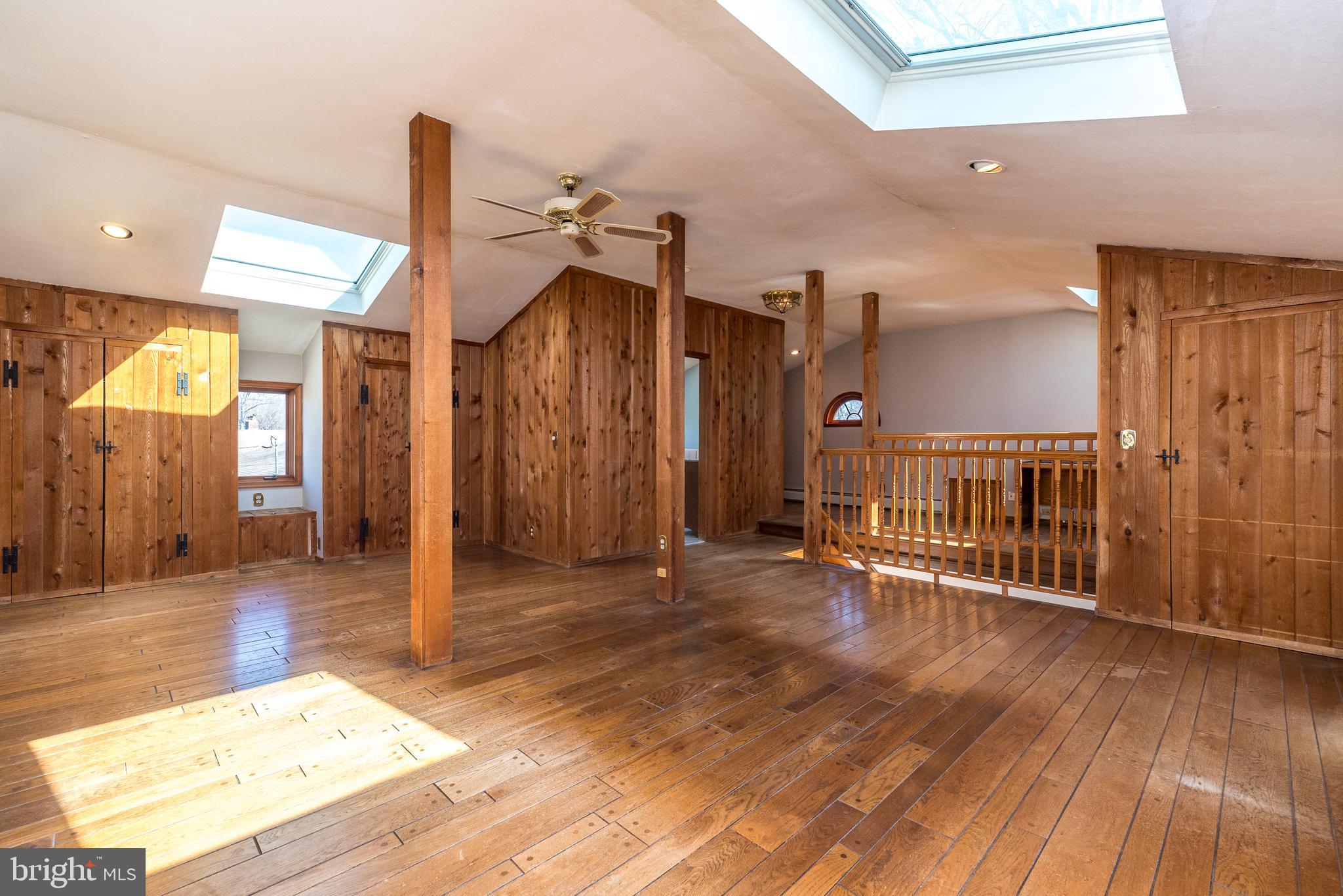 THORNRIDGE - Residential