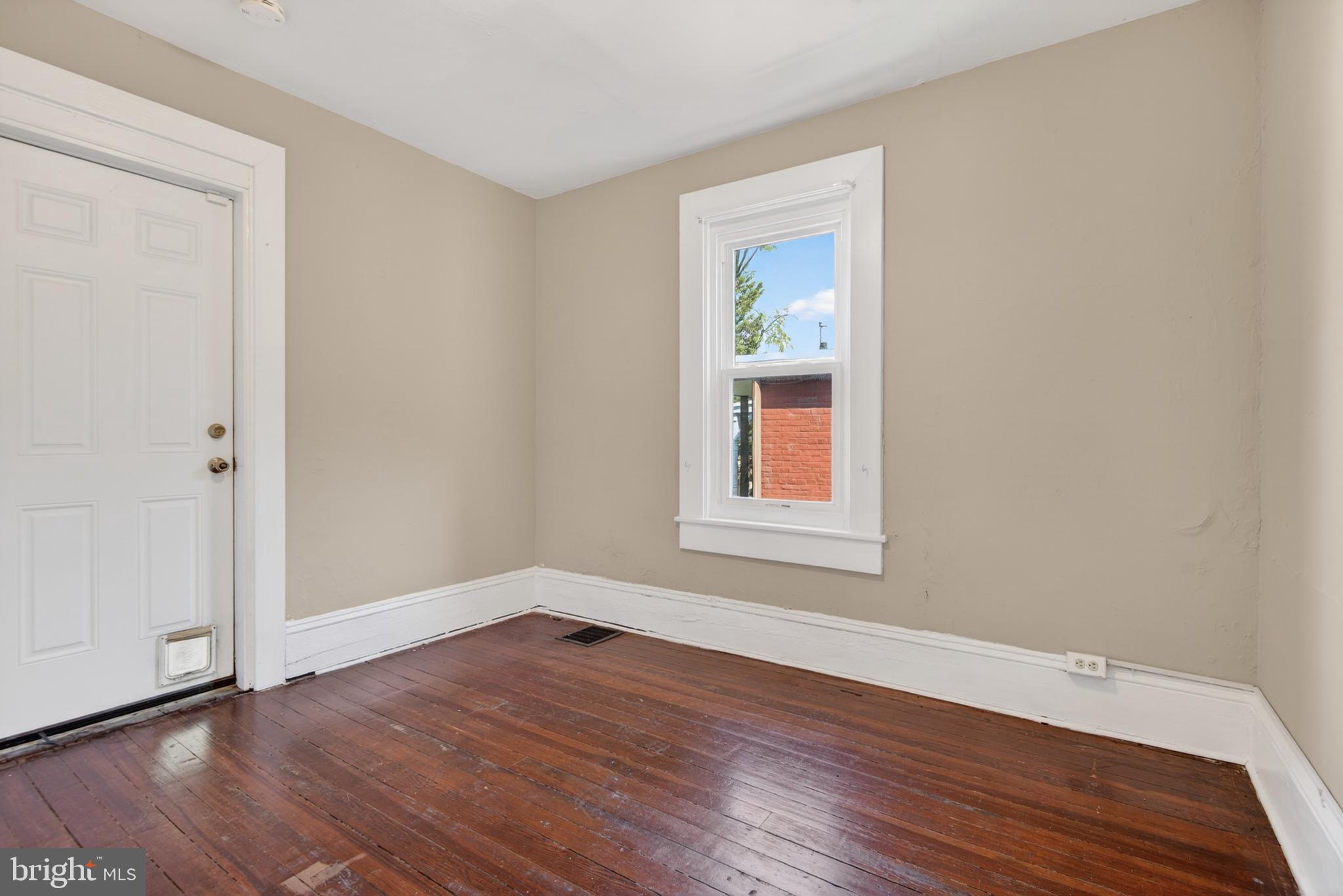 LANCASTER - Residential