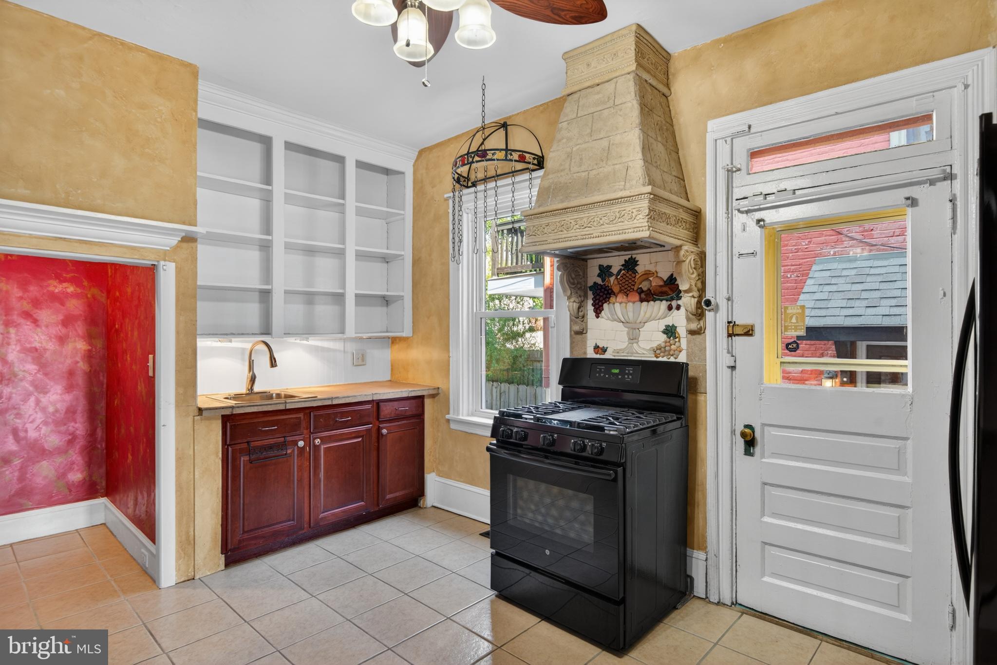 LANCASTER - Residential