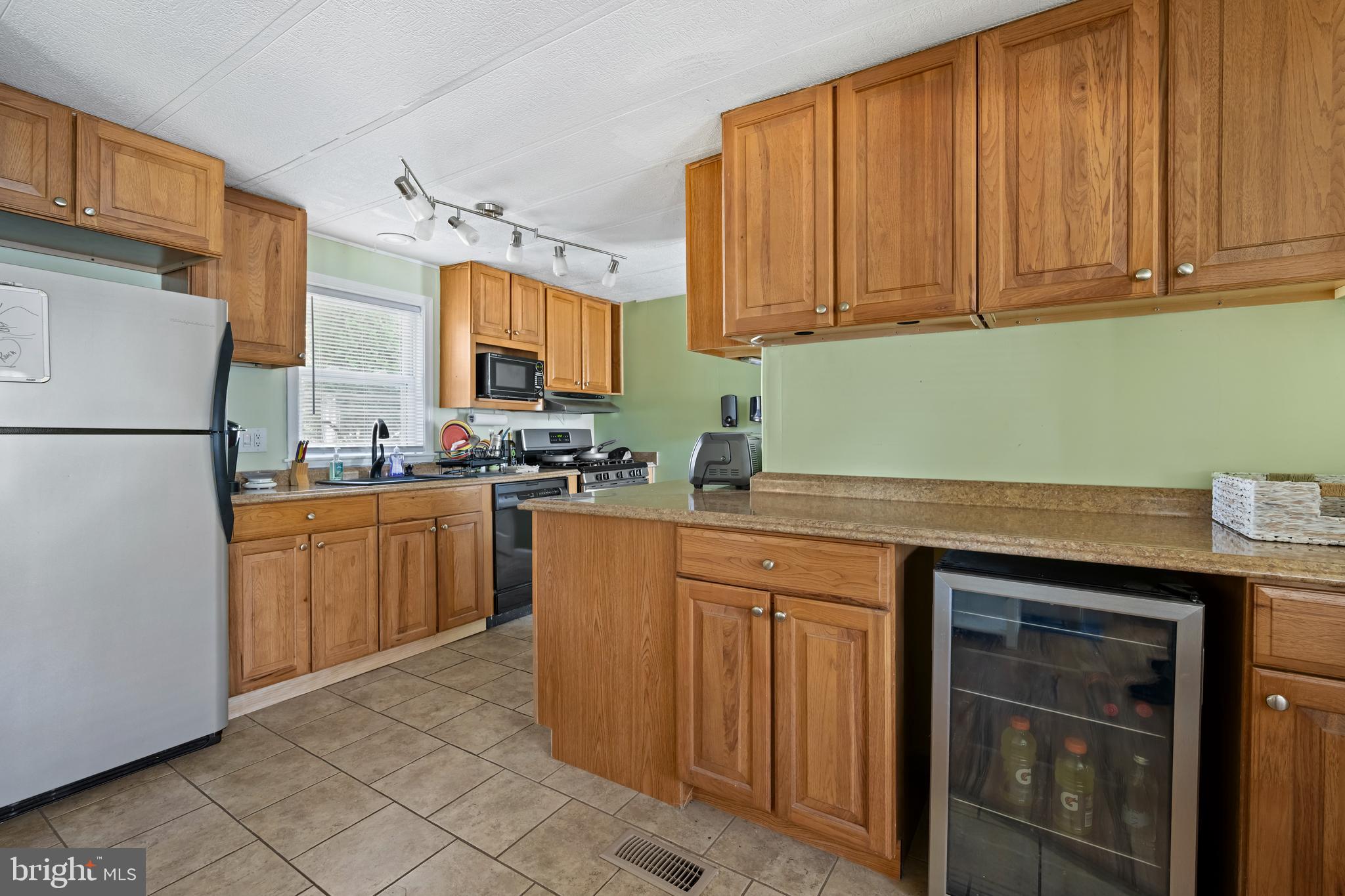 CAMELOT MEADOWS - Residential