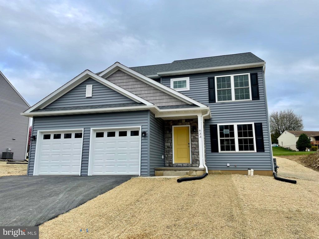 Photo of 331 W Fritz Avenue, QUARRYVILLE, PA 17566 (MLS # PALA2053004)