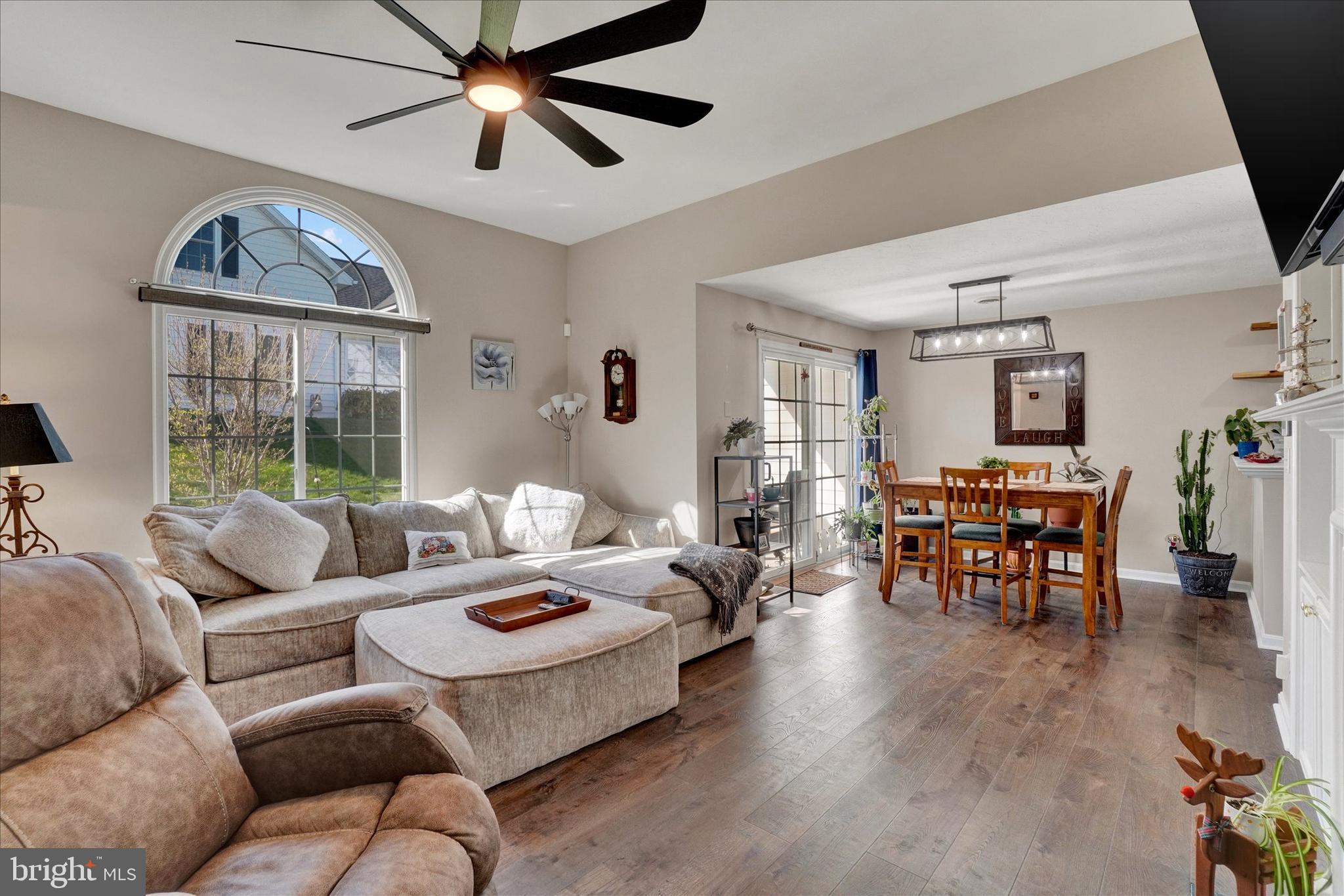 322 CLARKS WAY