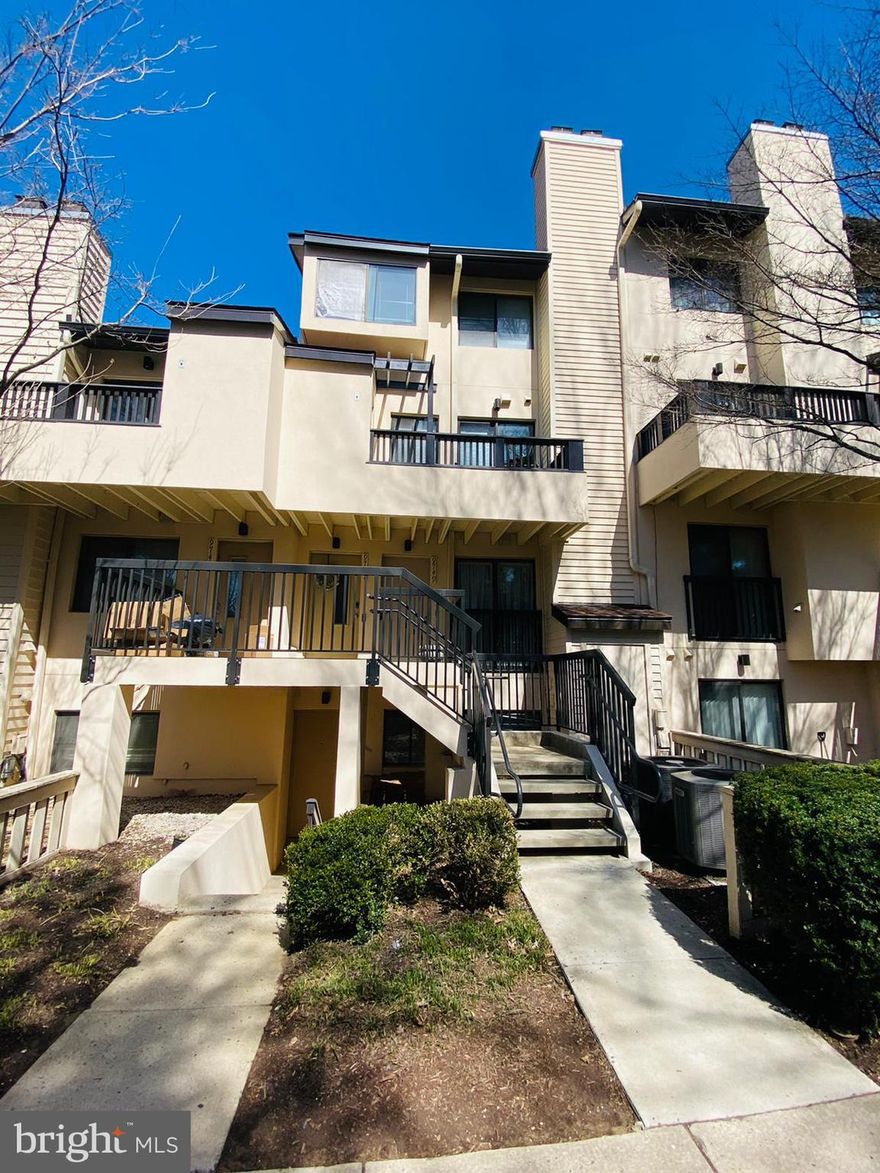 Welcome to this beautiful, Fully Renovated and Spacious 1 Bedroom 1  Full Bath, House in a great location. New Flooring, Several LED recessed lights, NEW Cabinets, NEW Stainless Steel Appliances, NEW Quartz Countertop, Renovated Bathrooms and NEW Vanities, FRESH Paint. Close to Costco, shopping centers and convenient stores. The new exit 12 of interstate 270 is just finished. A must see. This one will not last!!