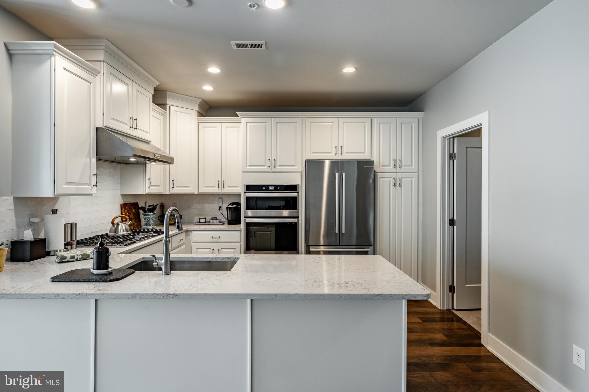 MEADOWS AT PARKVIEW - Residential