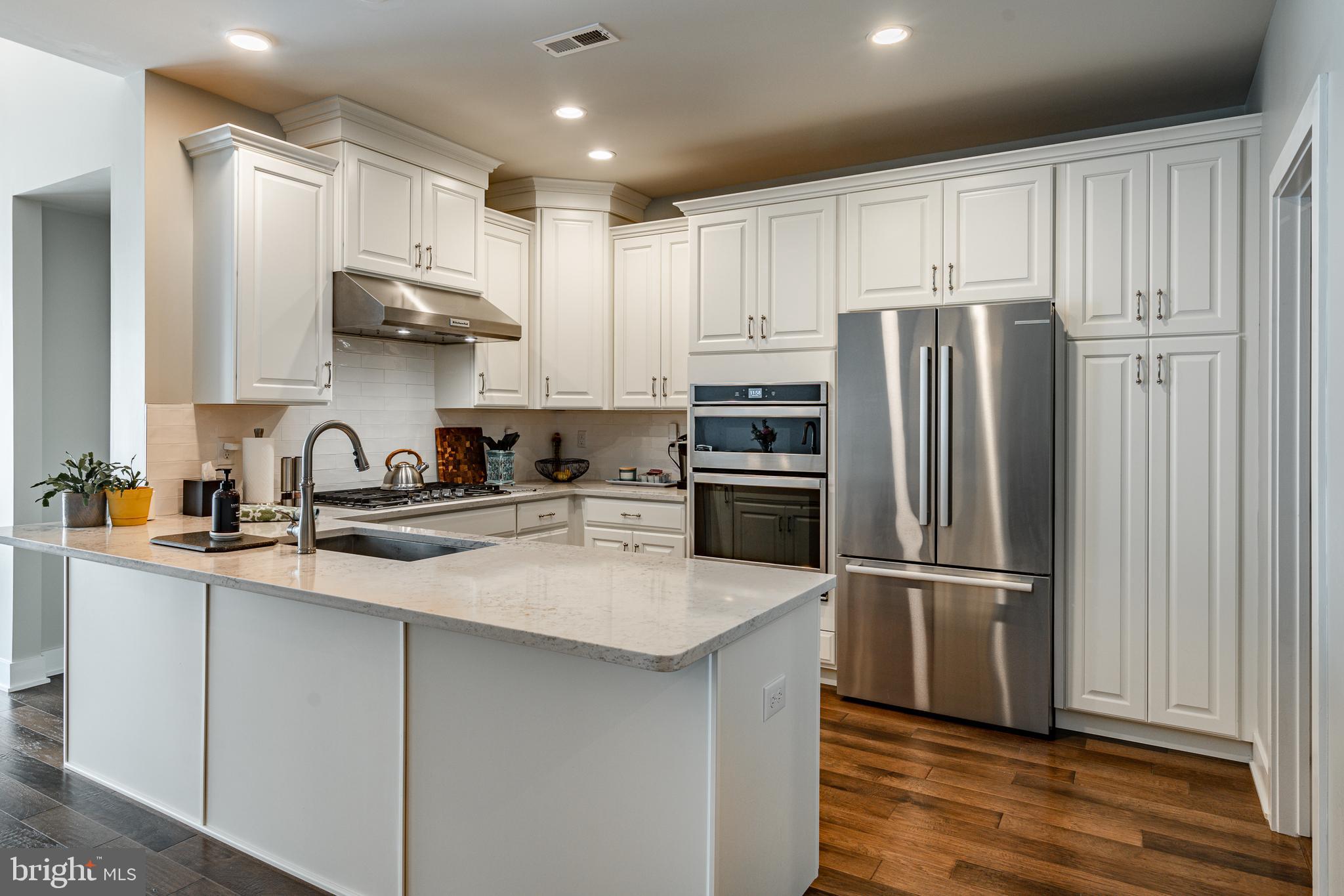 MEADOWS AT PARKVIEW - Residential